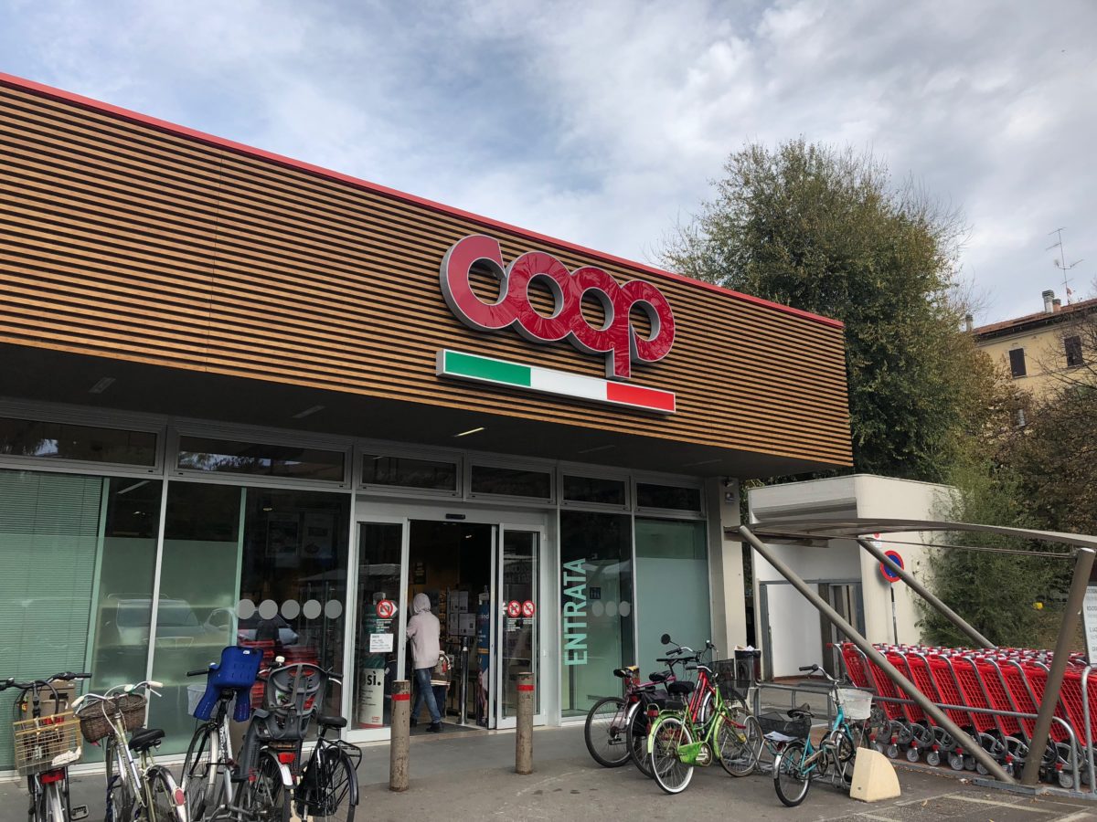 Coop Grocery Store in Italy Each For All