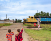 Battle River Railway Co-op kids waving